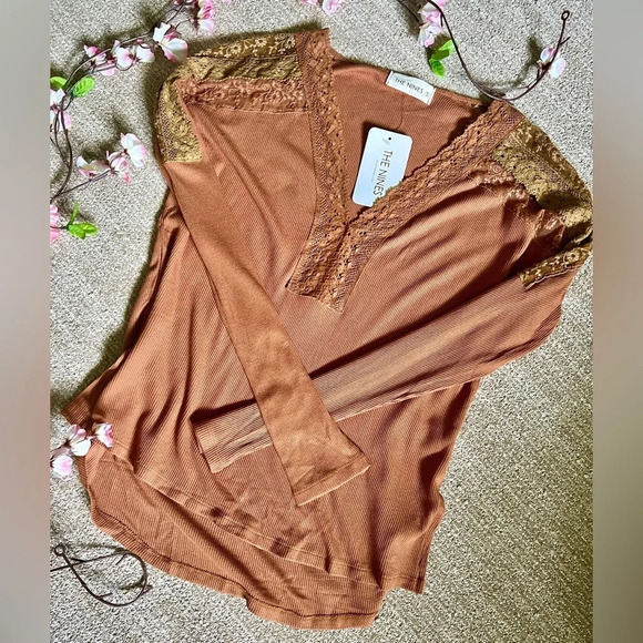 Tops - The Nines NWT Lace Detail Burnt Orange Top - Size S